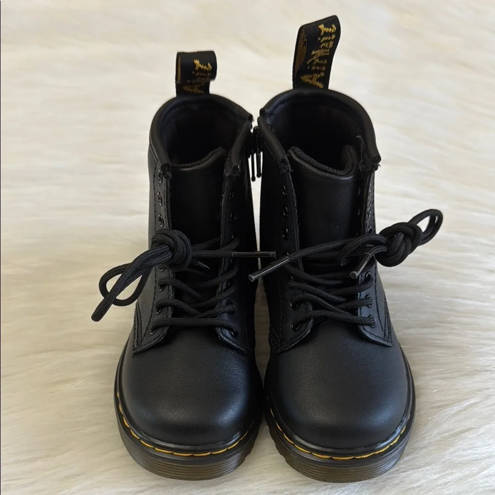 Dr Martens Toddler 1460T Softy T Black Leather Lace-Up Boots Size 7